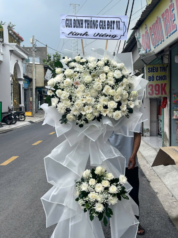 Hoa viếng phường Sài Gòn