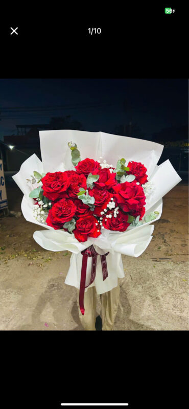 Bó hoa chúc mừng