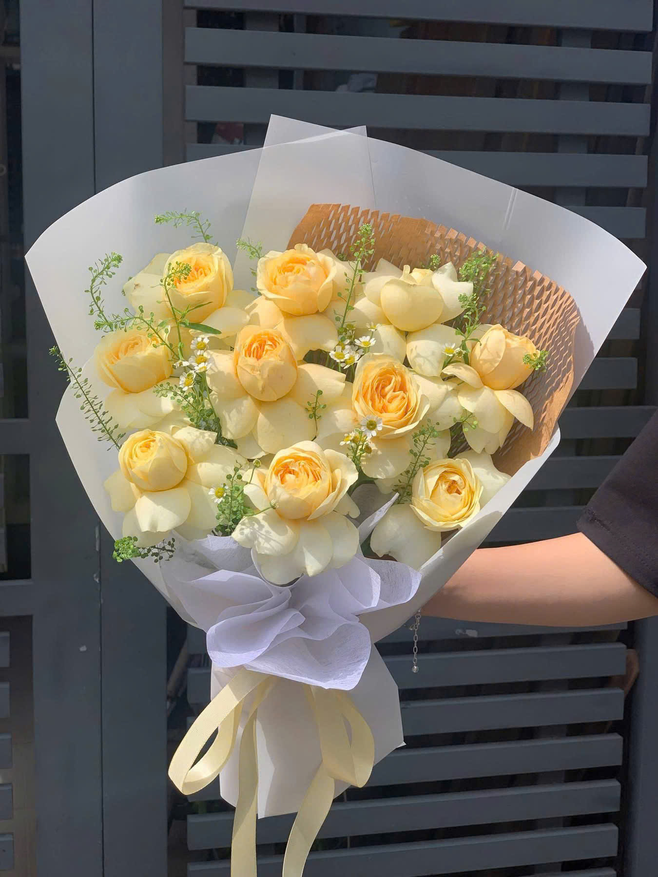 Hoa Chúc Mừng Ngày Phụ Nữ Việt Nam 20/10 Tặng Người Yêu Đầy Lãng Mạn Hoa Chúc Mừng Ngày Phụ Nữ Việt Nam 20/10 Tặng Người Yêu Đầy Lãng Mạn - Hoa Tươi Trăng Khuyết