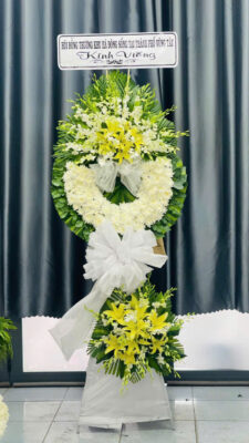 Floral arrangement for a memorial