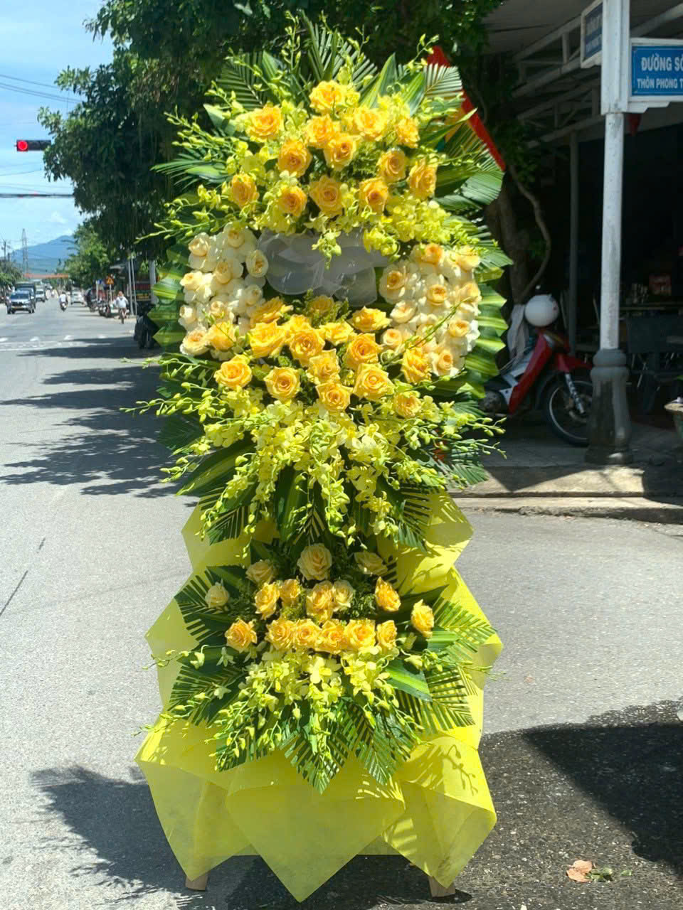 Ke hoa chia buon KHCB 36 hoa tuoi quan 12