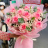 Bó hoa hồng phấn phối lá bạc 20/10 – Hồng Mộng Mơ TK2010-23